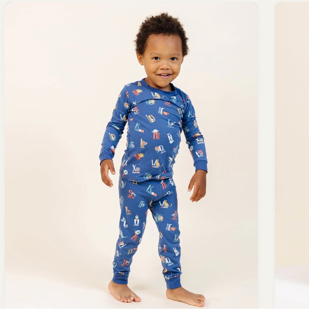Lark Ultimate Pajama Set in Good Vibes ABC Navy